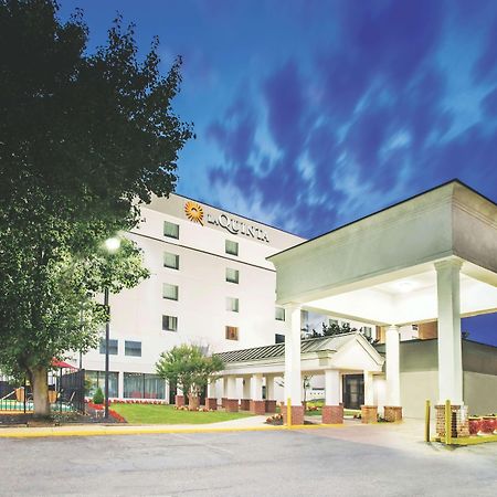 La Quinta Inn & Suites By Wyndham Dc Metro Capital Beltway Capitol Heights Ngoại thất bức ảnh