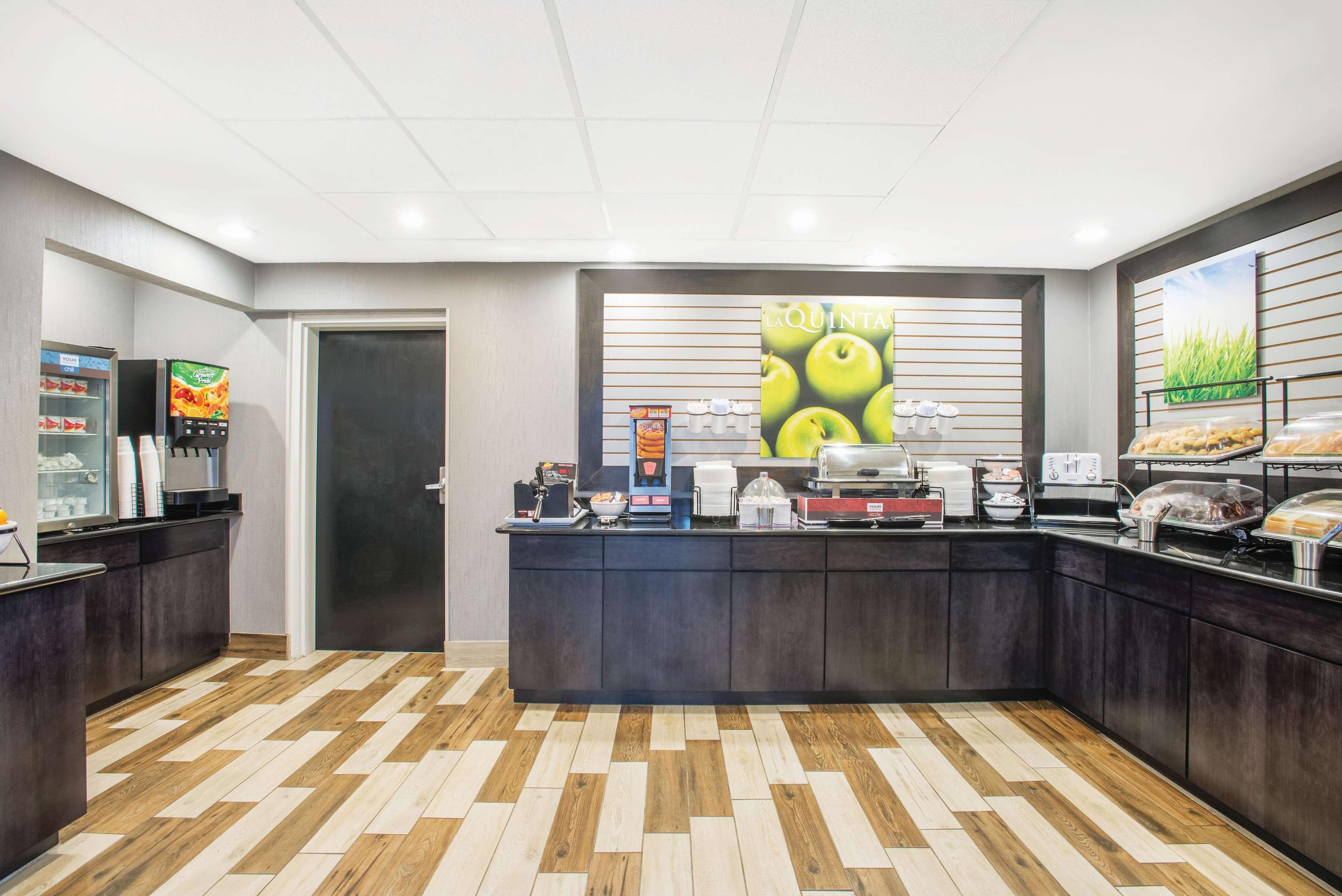 La Quinta Inn & Suites By Wyndham Dc Metro Capital Beltway Capitol Heights Ngoại thất bức ảnh