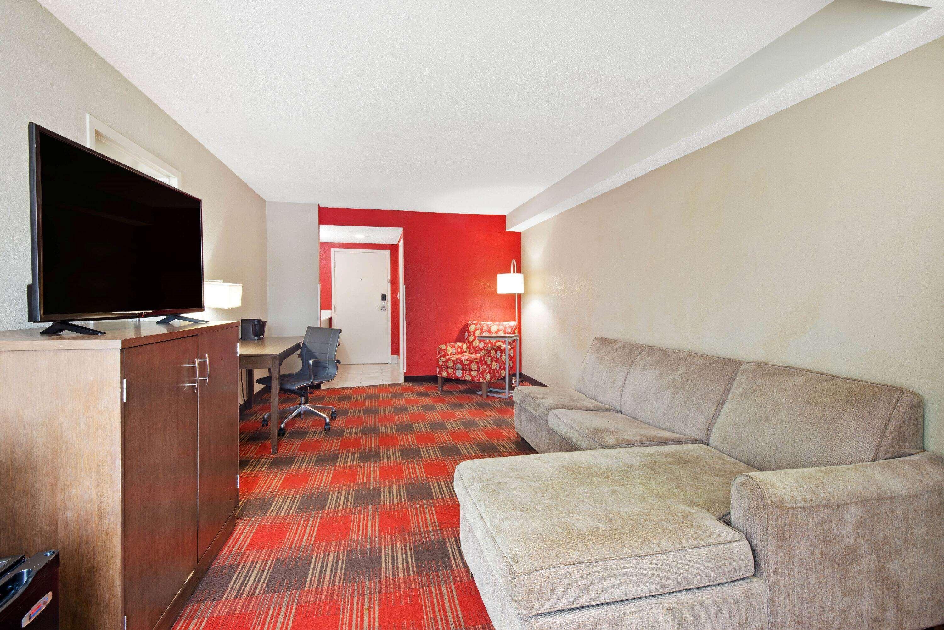 La Quinta Inn & Suites By Wyndham Dc Metro Capital Beltway Capitol Heights Ngoại thất bức ảnh